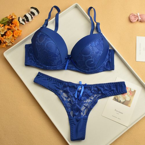 Cute Push-Up Breathable Lace Women's Underwear Set - Image 3