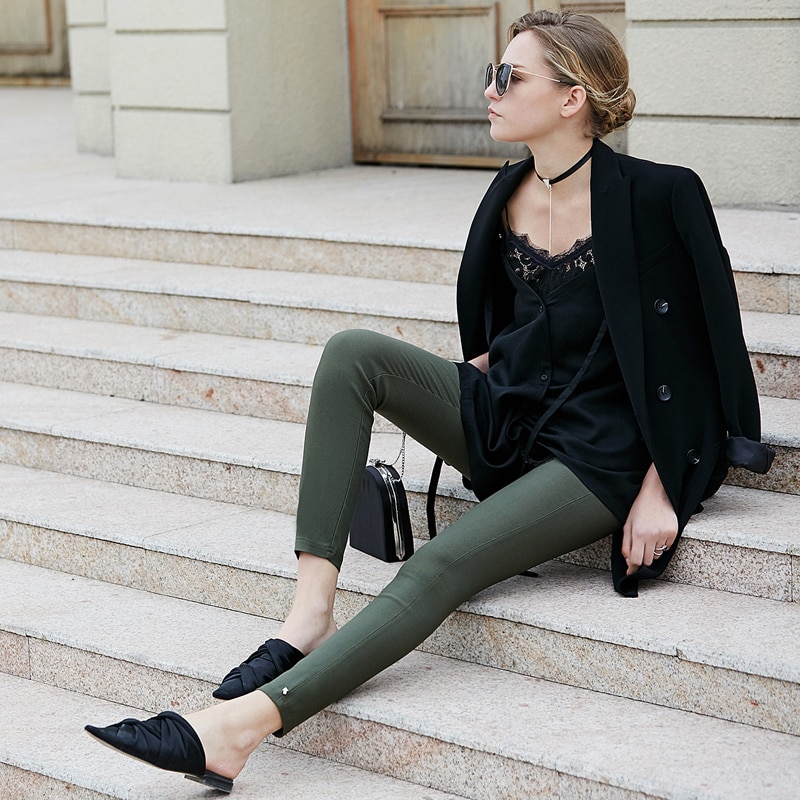 Women's Solid Skinny Leggings - Image 3